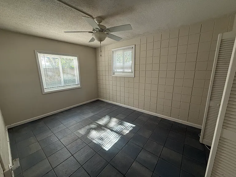 806 Palm Blvd #A — Photo 9