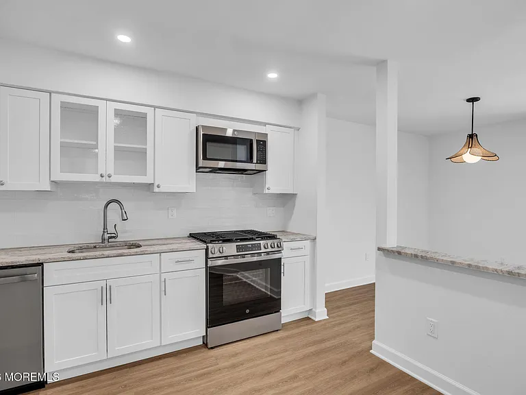 86 Holly Dr — Photo 4