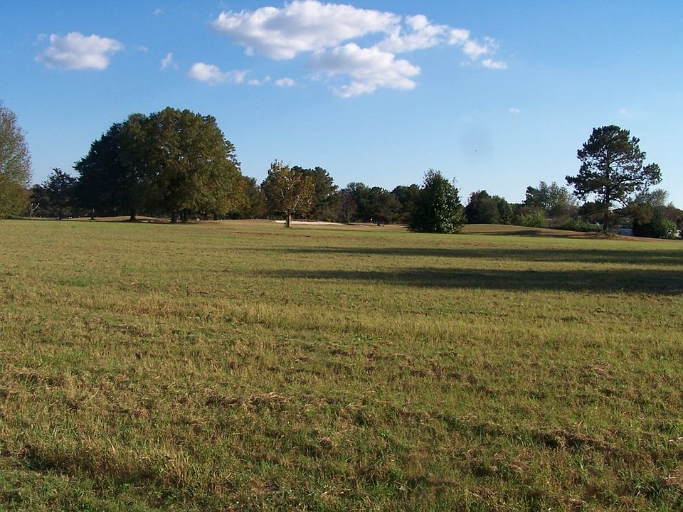 2nd image of Merion Dr