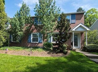 4043 N Warner Rd, Lafayette Hill, PA 19444