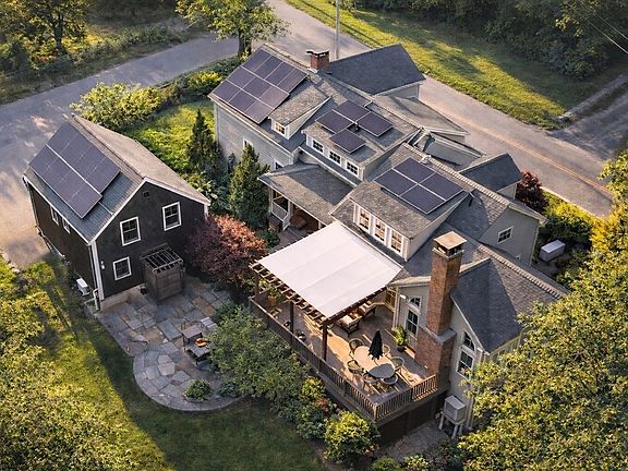 2nd image of 24 Pine Island Rd