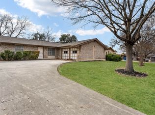 4710 Casa Bello St, San Antonio, TX 78233