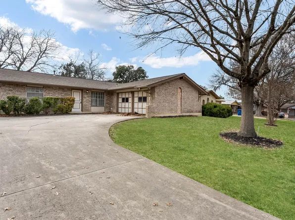 4710 Casa Bello St, San Antonio, TX 78233