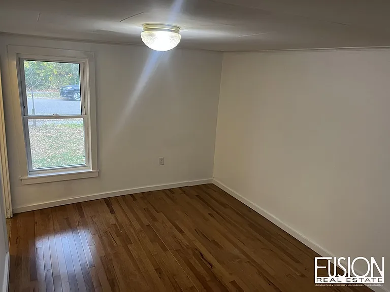 340 Manhattan Dr — Photo 39