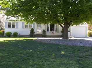 6530 12th Ave, Jenison, MI 49428