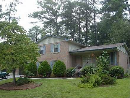1st image of 2383 Powers Ferry Dr SE