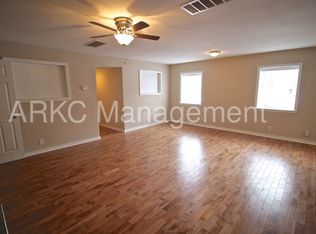 3745 Warwick Blvd APT 12, Kansas City, MO 64111