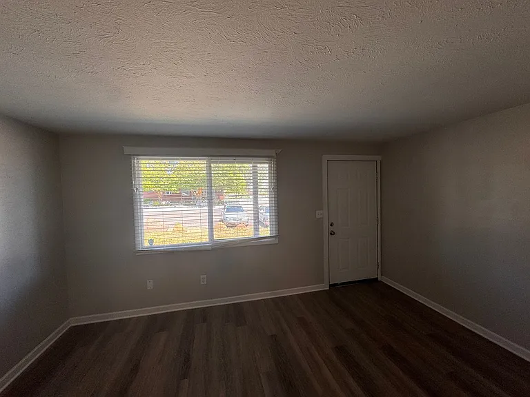 Barker Street 10-Unit | Medical Lake — Photo 4