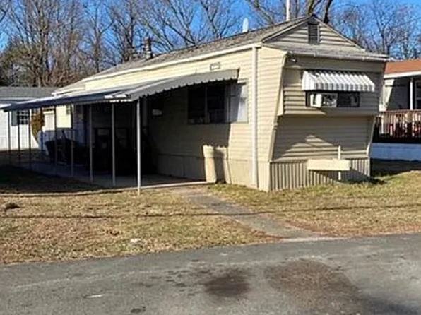 21 Old County Rd, Pomona, NY 10970