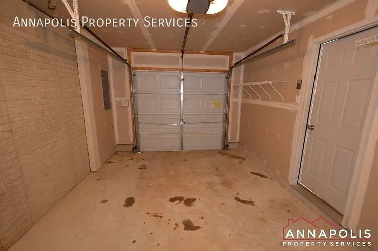 1016 Meandering Way — Photo 24