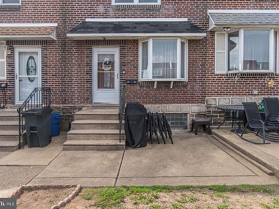 2nd image of 6522 Algard St