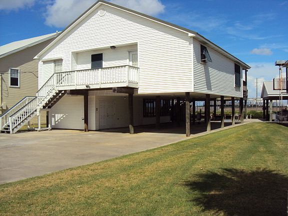 2nd image of 114 Melancon Dr