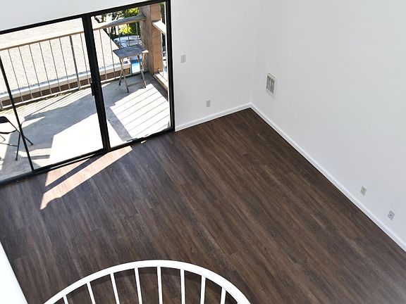 3rd image of 1685 Bayridge Way APT 217