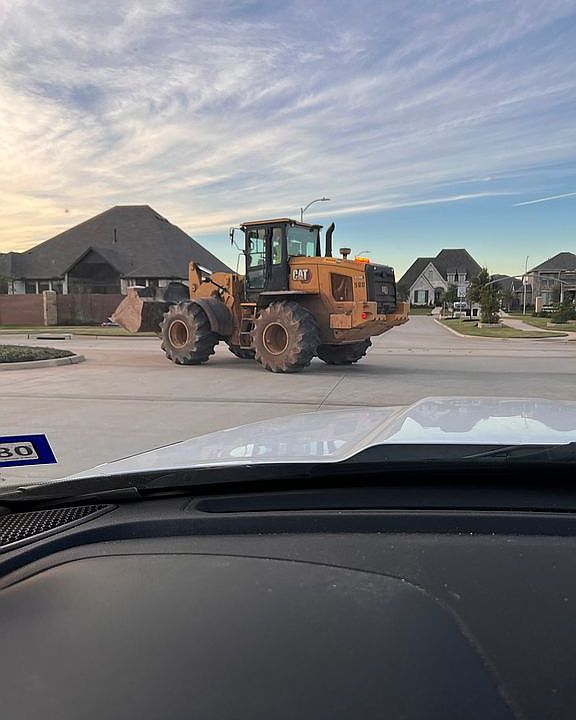 1st image of 5007 Creekbank Dr