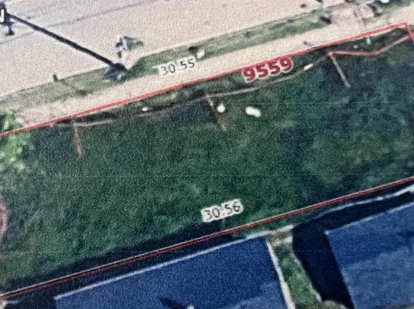 9559 106th Ave NW, Edmonton, AB T5H 0N3