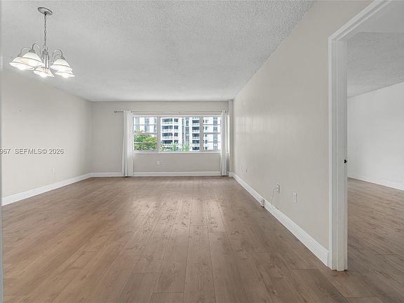 5th image of 1700 NE 105th St APT 505