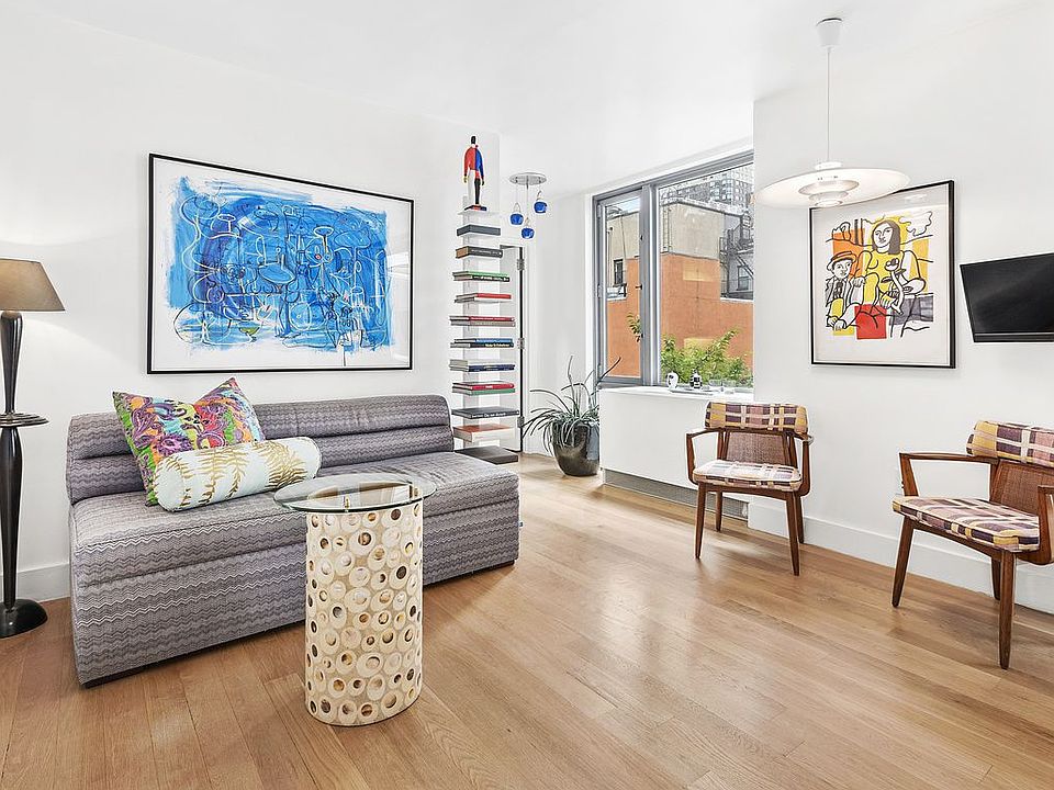 1st image of 464 W 44th St APT 4J