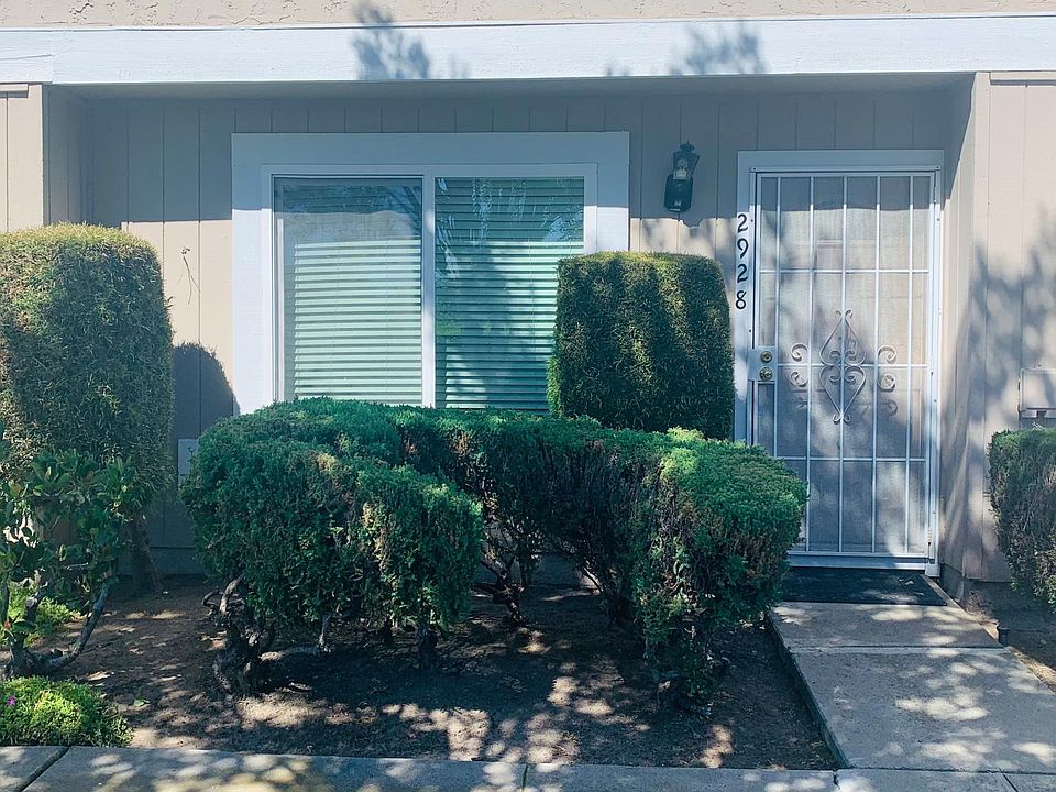 1st image of 2928 Lambeth Ct