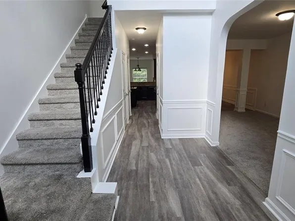 60 Torero Trl, Newnan, GA 30263