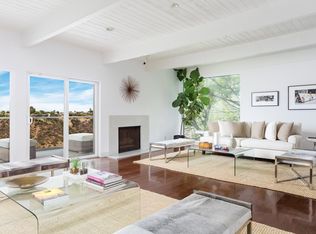 2001 Stradella Rd, Los Angeles, CA 90077