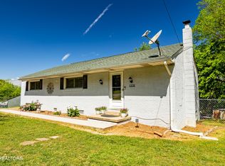 1378 Byrd Cir, Kingston, TN 37763