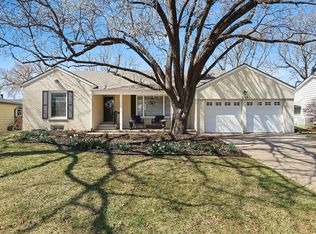249 S Ridgewood Dr, Wichita, KS 67218