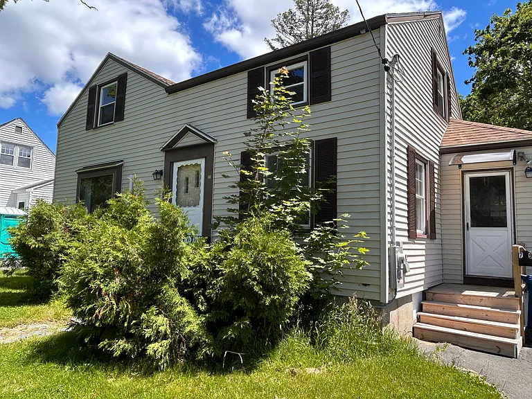 79 Caleb St — Photo 31