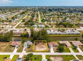 906 SW 31st Ter, Cape Coral, FL 33914