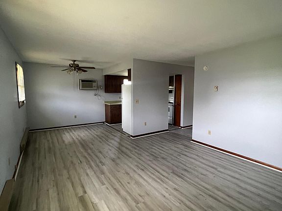 2nd image of 108 Creekfield Ct #108