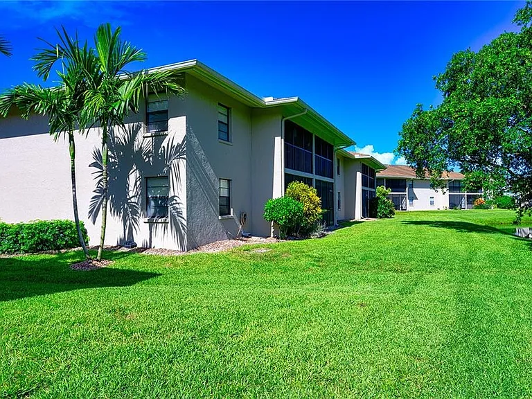 135 Cypress Way E #C — Photo 5
