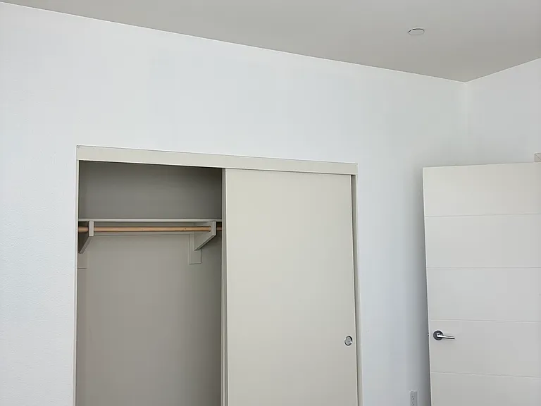 2035 Mindoro Ln #5 — Photo 28