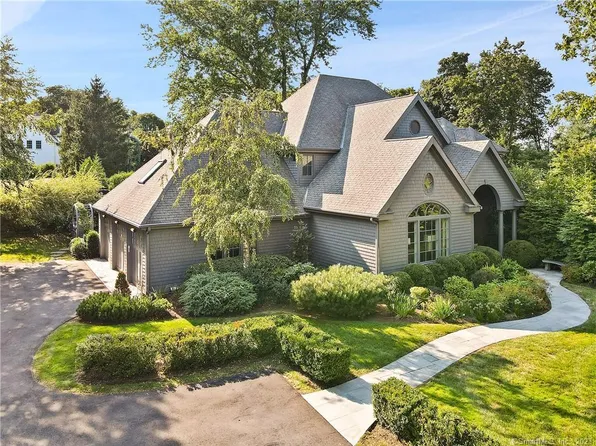 28 Flower Farm Circle, Westport, CT 06880