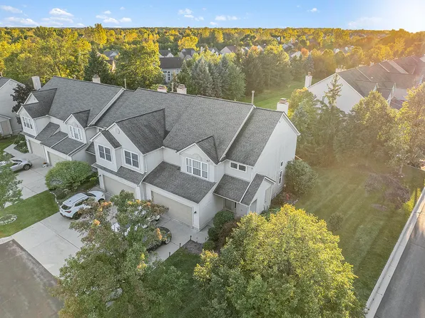 3600 Meadow Grove Trl, Ann Arbor, MI 48108