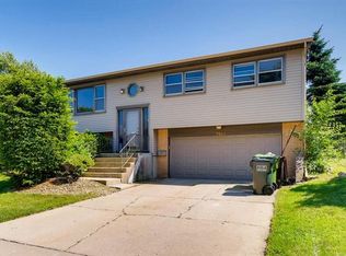 7523 161st St, Tinley Park, IL 60477