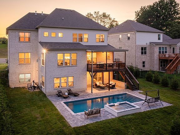 3rd image of 3544 Barnsley Ln