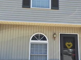 712 E Sherwood Hills Dr, Bloomington, IN 47401
