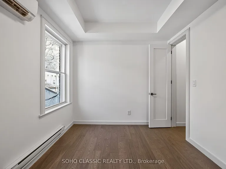 23 Fernwood Park Ave #2 — Photo 5