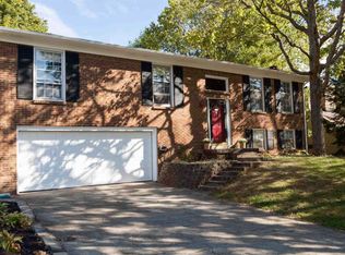 1920 Cottonwood Dr, Lexington, KY 40514