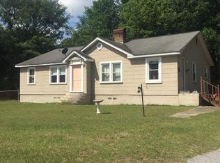1901 Hilton St, Camden, SC 29020