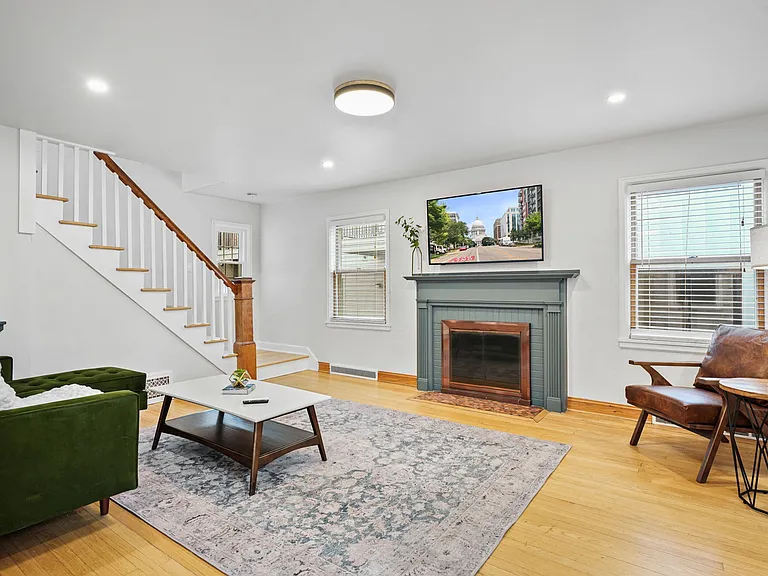 321 Glenway St — Photo 12