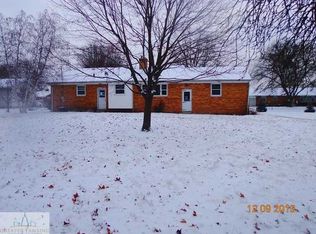 1408 Hall St, Eaton Rapids, MI 48827