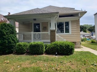 3666 S Lenox St, Milwaukee, WI 53207