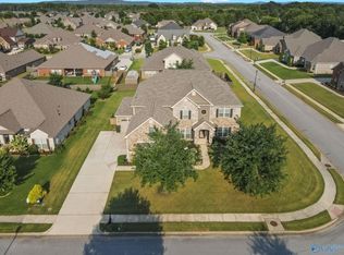 200 Farmdale Dr, Madison, AL 35756