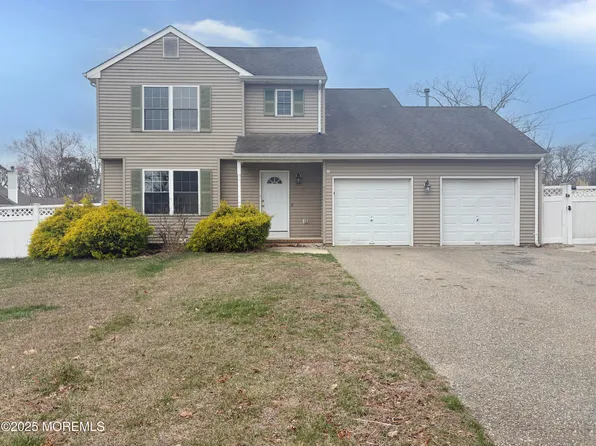 1073 Cutlass Avenue, Manahawkin, NJ 08050