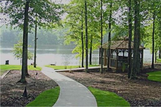 1st image of 529 Harbour Shores Dr