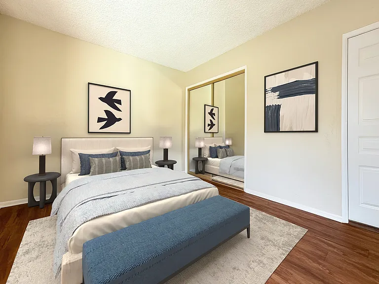 Villa Tarzana Apartment Homes — Photo 20