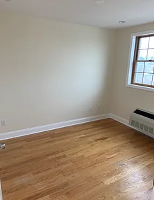 Rented by Metropolis International Realty Inc. | media 14