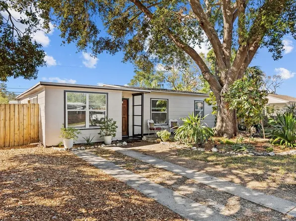 7126 13th St N, Saint Petersburg, FL 33702