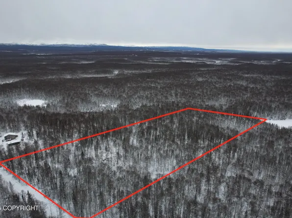 16486 E Barge Dr, Talkeetna, AK 99676