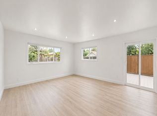 9541 Debra Ave, North Hills, CA 91343